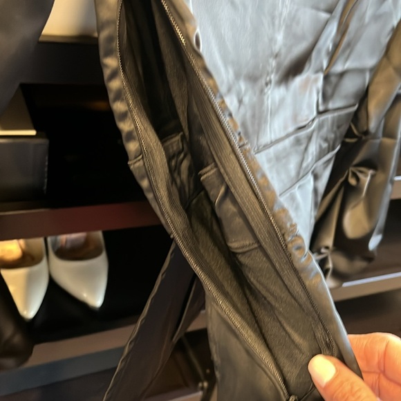 NWT Gorgeous top black sz small fits like XS - Picture 6 of 8